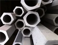 Šesterokotna cev